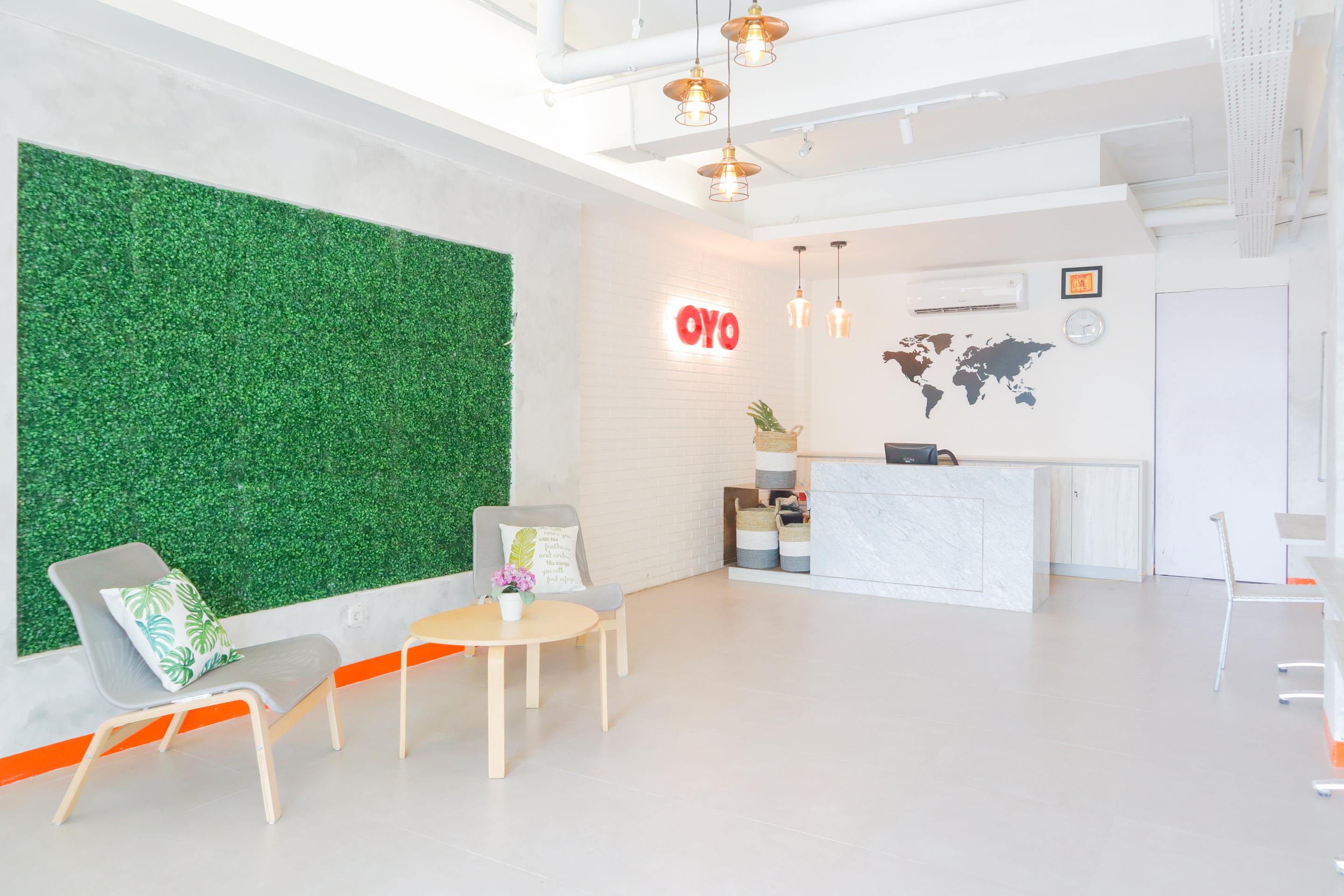 Oyo281霍特罗酒店 雅加达 外观 照片